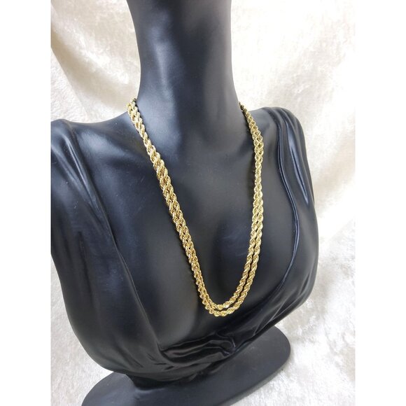 crown trifari Jewelry - vintage crown trifari gold tone twisted rope necklace